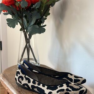 Rothy's Black and Cream Patterned Flats